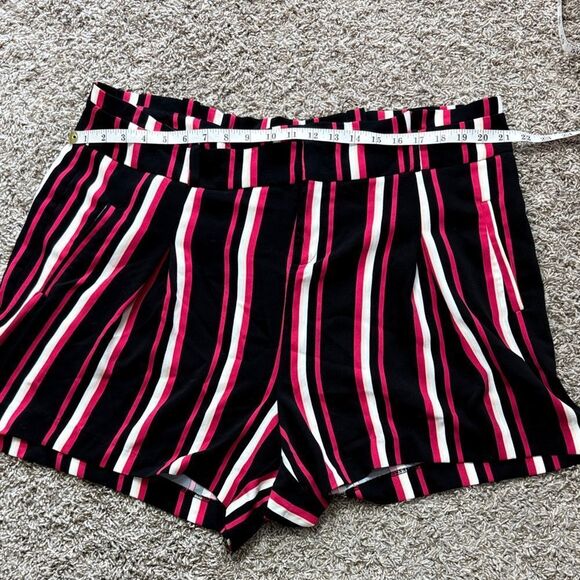 Torrid Red, Black & White Striped Shorts - Picture 3 of 6